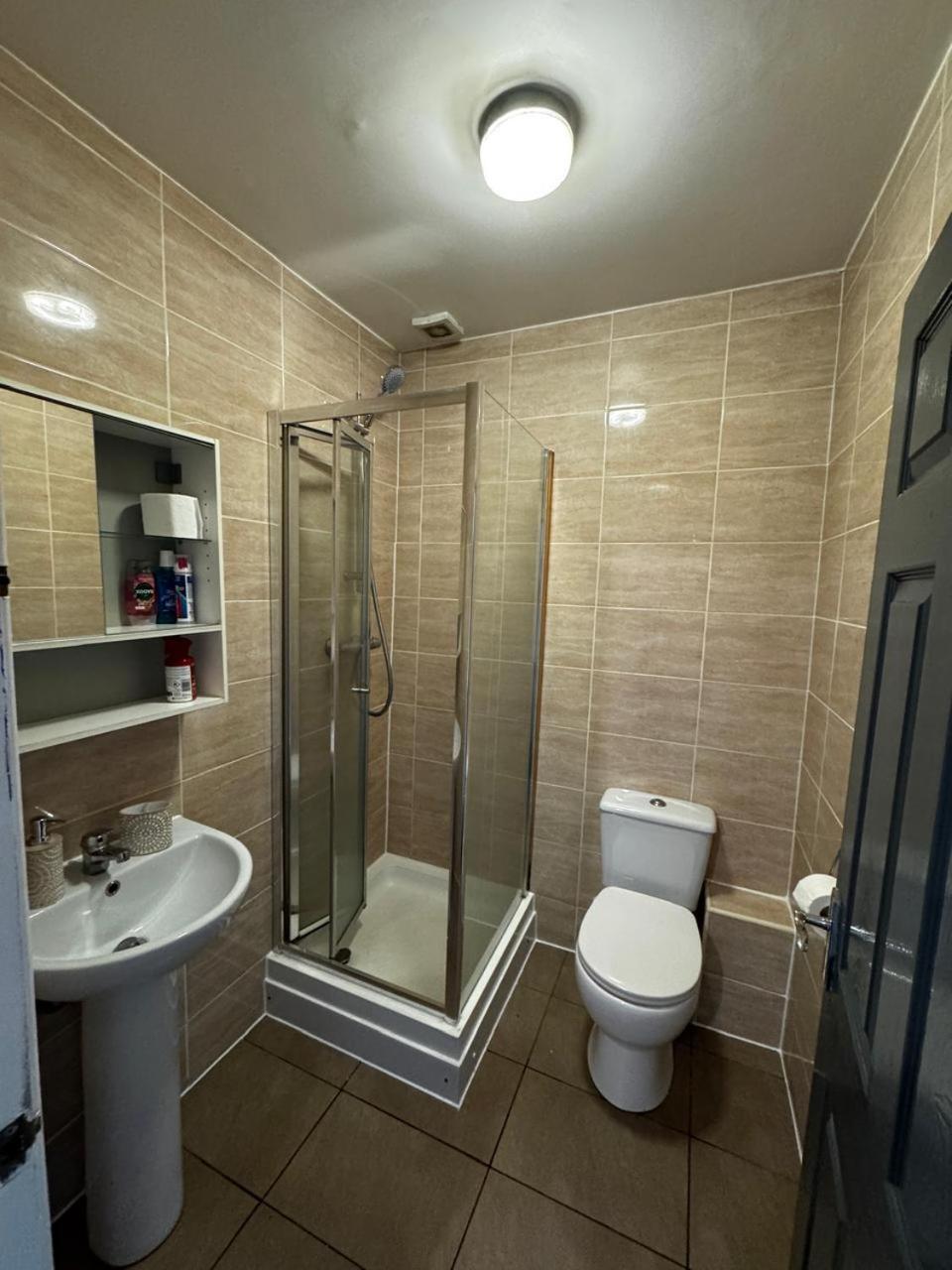 Aparthotel Woolpack Huddersfield Exterior foto